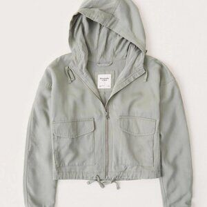 Abercrombie & Fitch A&F Utility Jacket in Light Olive Green